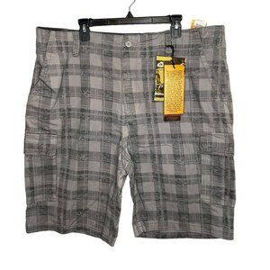 Plugg Shorts NWT Men's Size 42 Heavy Vintage Wash Cargo Plaid Gray Bermuda